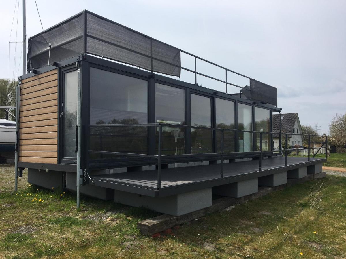 Hausboot Resort Nordseekueste 빌헬름스하펜 외부 사진